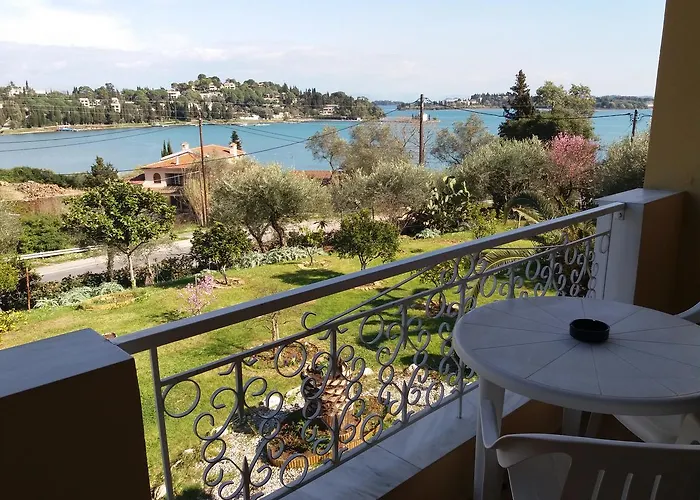Athineos Apartments