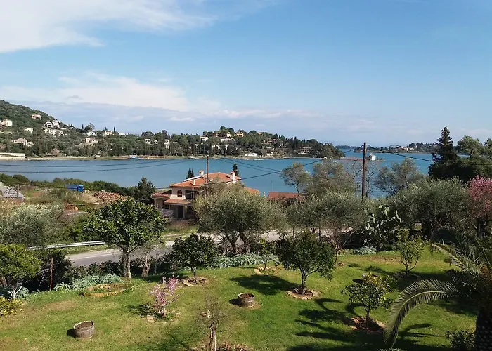 Athineos Apartments