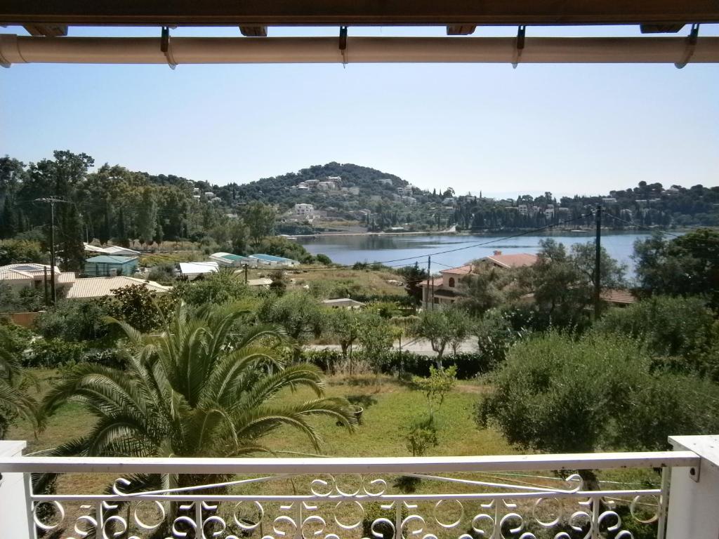 Daire Athineos Kommeno (Corfu)