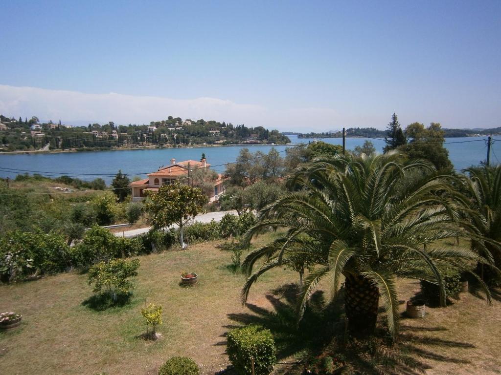 Athineos