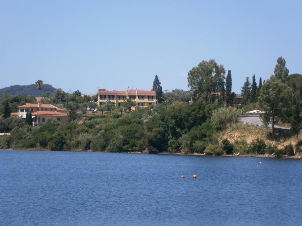 Athineos Daire