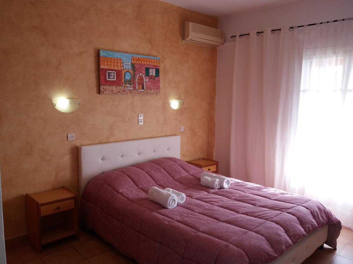 Daire Athineos Kommeno (Corfu)